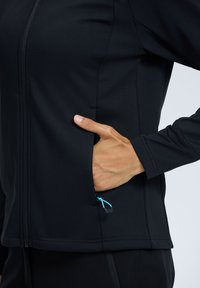 Icepeak Chaqueta softshell - schwarz