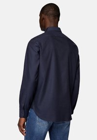 Boggi Milano REGULAR FIT granatowy