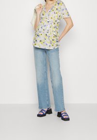 Anna Field MAMA Bluse - white