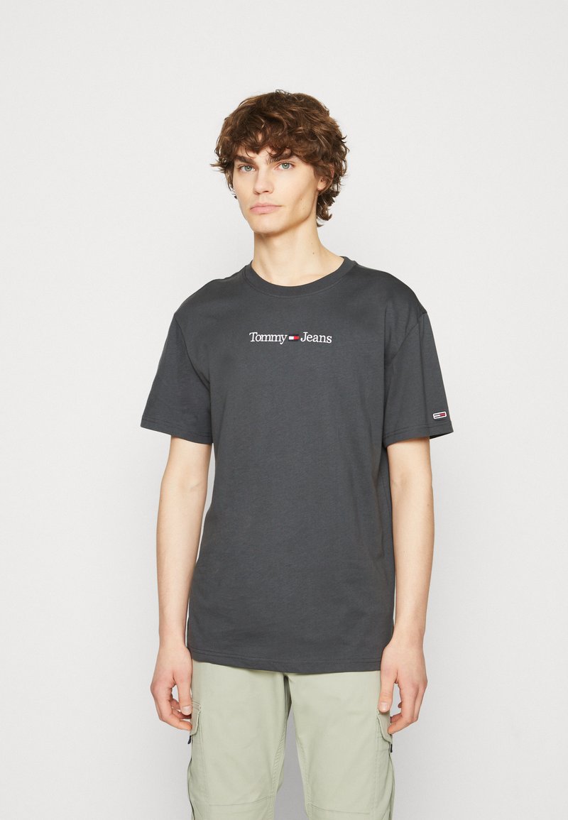 Tommy Jeans CLASSIC LINEAR LOGO TEE Camiseta estampada new charcoal