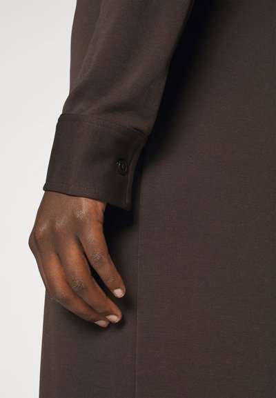 Filippa K DRESS - Maksi suknelė - dark choco