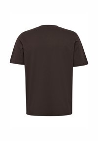 Brun, kortærmet t-shirt lavet af bomuld. Har rund hals og løs pasform, med en glat tekstur og ensfarvet.