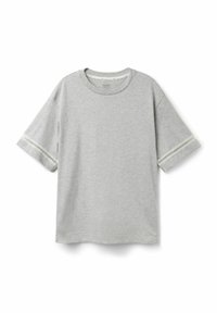Grijze korte mouwen t-shirt gemaakt van zacht katoen, met een ronde hals en kantafwerking op de mouwen voor extra detail.