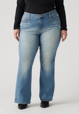 Jeansy Bootcut