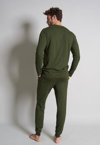 TOM TAILOR Bas de pyjama - grün-dunkel-uni
