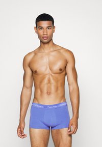 Calvin Klein Underwear LOW RISE TRUNK STRETCH 3 PACK - Cuecas boxer - dark lavendar