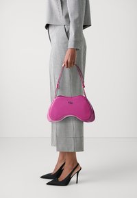 Diesel - PLAY SHOULDER - Borsa a mano - pink Immagine in miniatura 1