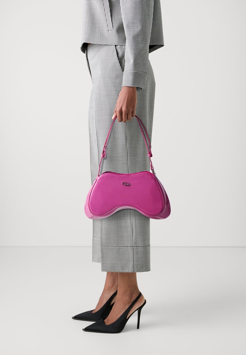 Diesel - PLAY SHOULDER - Borsa a mano - pink, Ingrandire