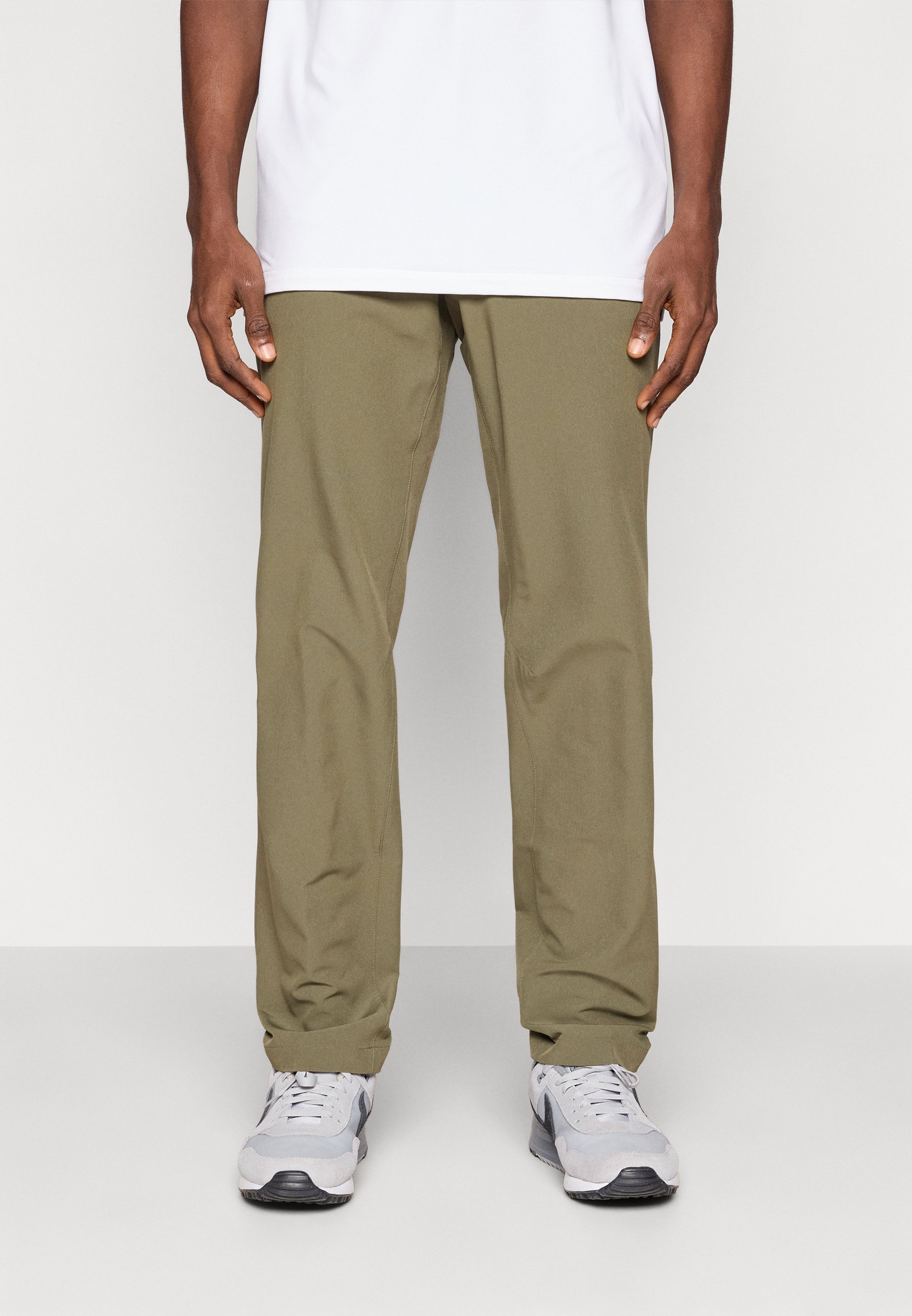 nike golf cargo pants