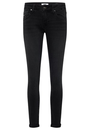 Jean skinny noir en denim, avec une taille mi-haute, des passants de ceinture et des poignets retroussés aux chevilles. Design classique à cinq poches.