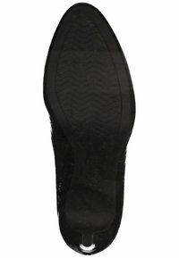 s.Oliver Plateaupumps - black patent