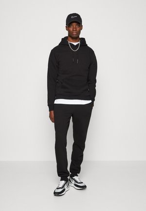Only & Sons, ONSCERES PANT & HOODIE SET - Kapuutsiga pusa - black