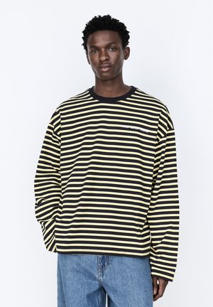 PULL&BEAR, STRIPED SLOGAN LONG SLEEVE - T-SHIRT - T-shirt à manches longues - yellow