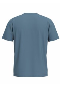 Ej vald, blue shadow