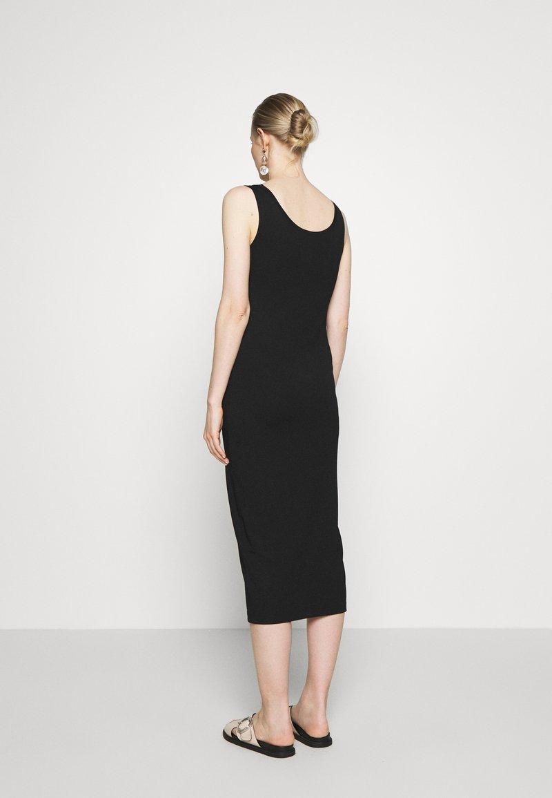 Masai Robe en jersey black/noir (Seconde main) ZALANDO