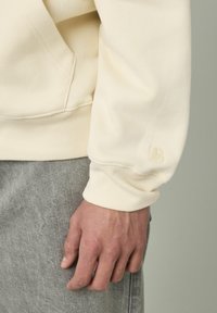 BZB Sweat à capuche - naturel