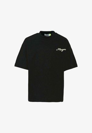T-shirt en coton noir à manches courtes, col rond, avec un logo scripté blanc sur le côté supérieur gauche de la poitrine. Design simple, coupe décontractée.