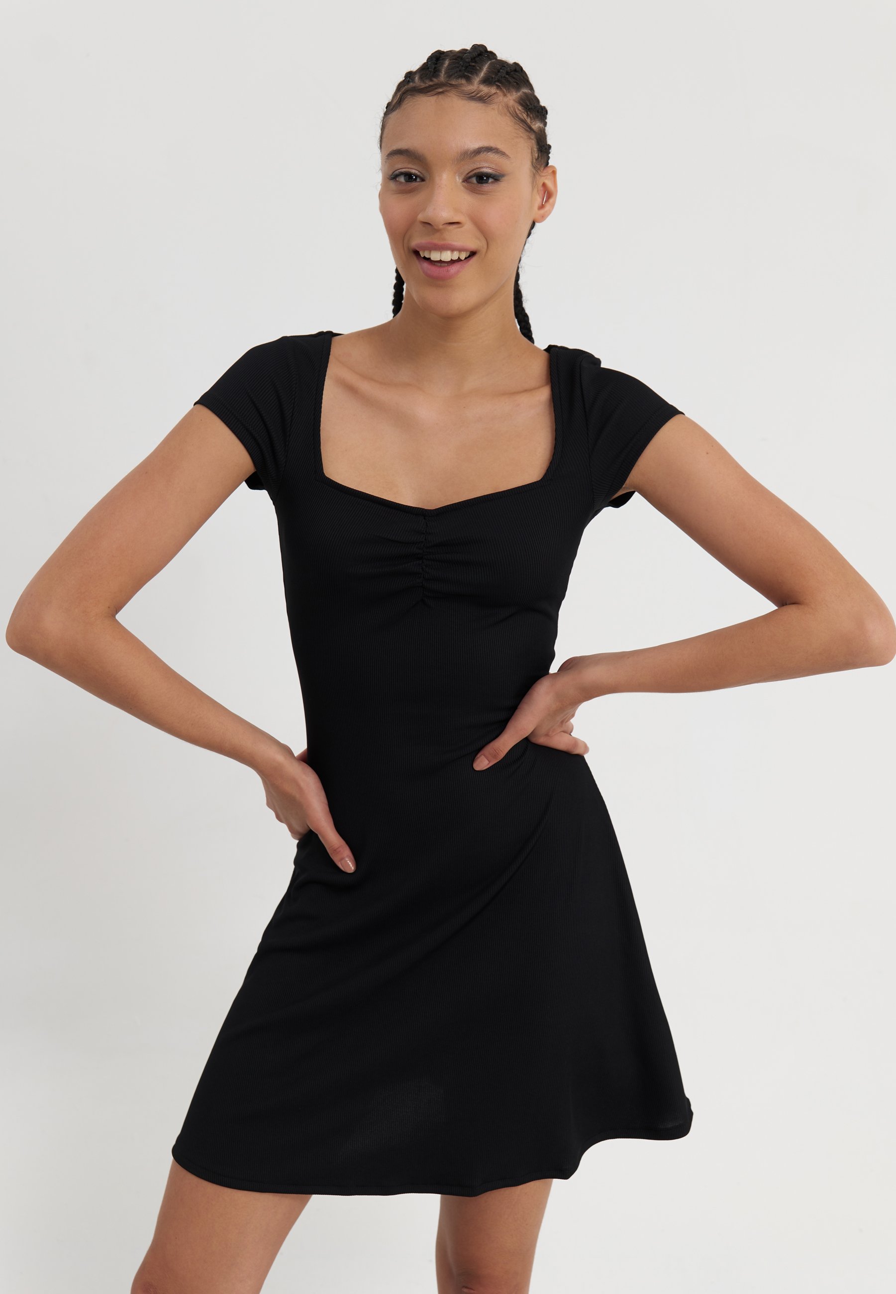little black dress fitted Black Fitted Bodice Eliana Midi Dress