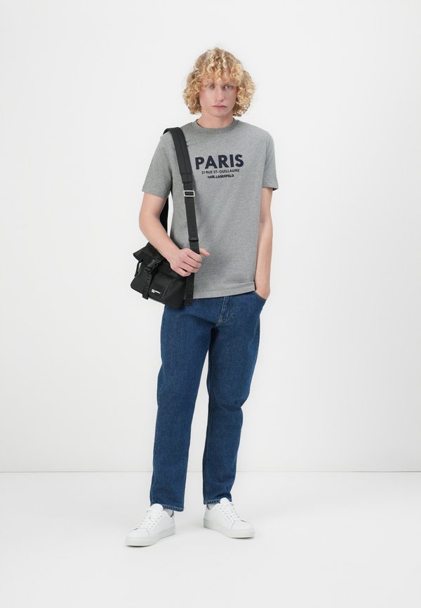 CREWNECK - Print T-shirt4