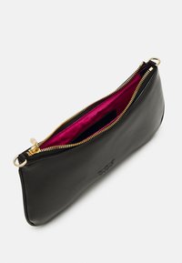 Pinko ARTHEMIS SHOULDER MINI - Torbica - nero limousine/oro