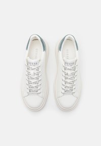 Guess ELBA - Sportcipő - white/grey