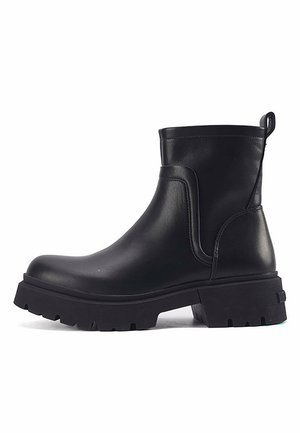 BASIC CASUAL CARESS  - Platform ankle boots - black