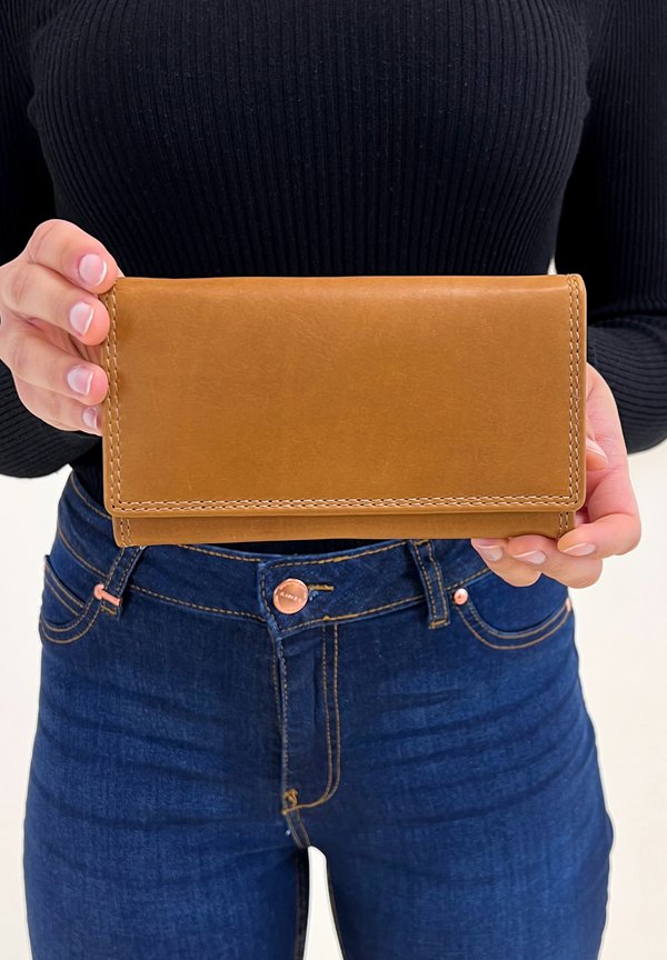 GUSTAVA - Geldbörse - hazelnut