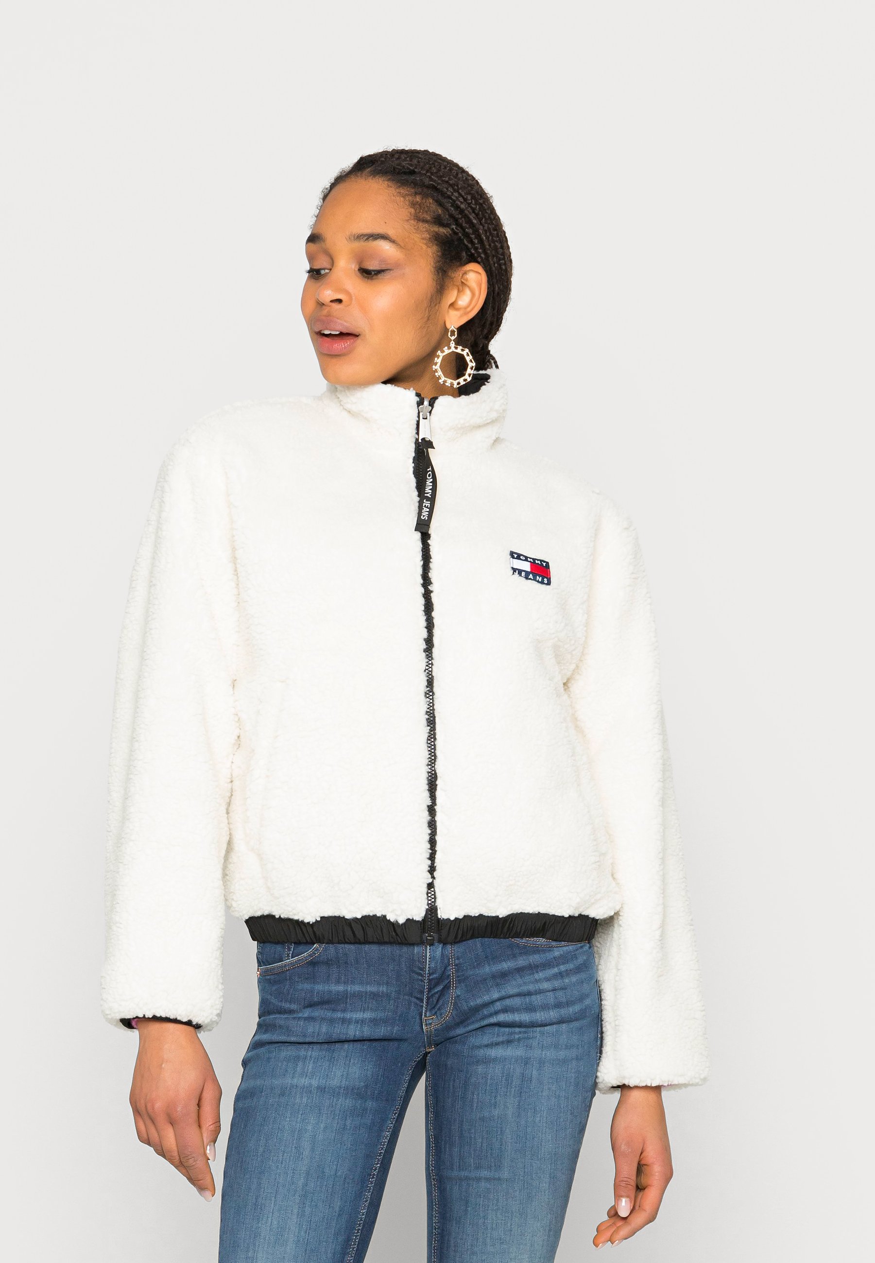 tommy jeans sherpa jacket