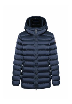 Veste d'hiver matelassée bleu marine avec capuche, fermeture éclair à l'avant et motif matelassé horizontal, présentée sur fond blanc.