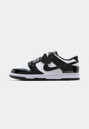 Nike Sportswear DUNK RETRO SE 1 - Sneaker low - white/black