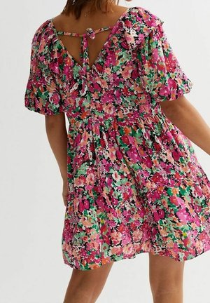 New Look Vapaa-ajan mekko - mottled pink