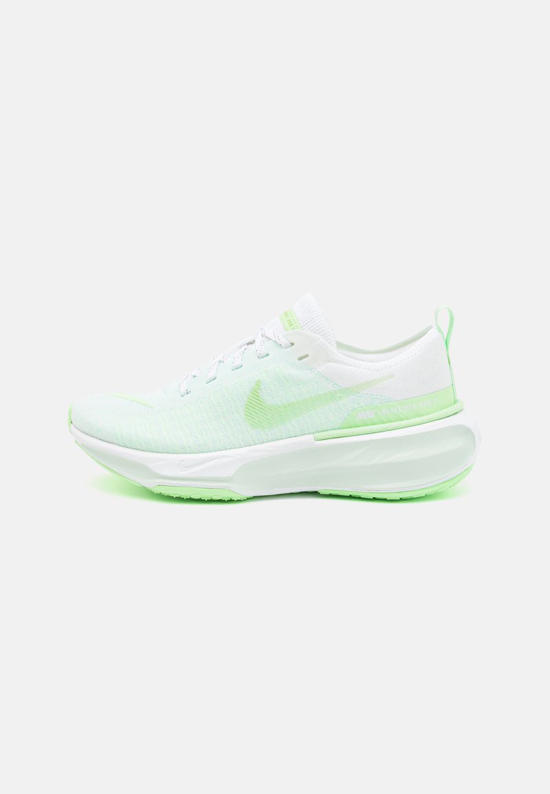 Nike Performance ZOOMX INVINCIBLE FK 3 - Utcai futócipők - white/vapor green/barely green/green glow