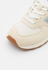 New Balance ML574 UNISEX - Sapatilhas - sea salt