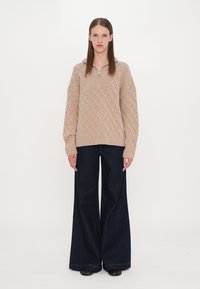 CLOSED TROYER LONGSLEEVE - Pulóver - clay beige