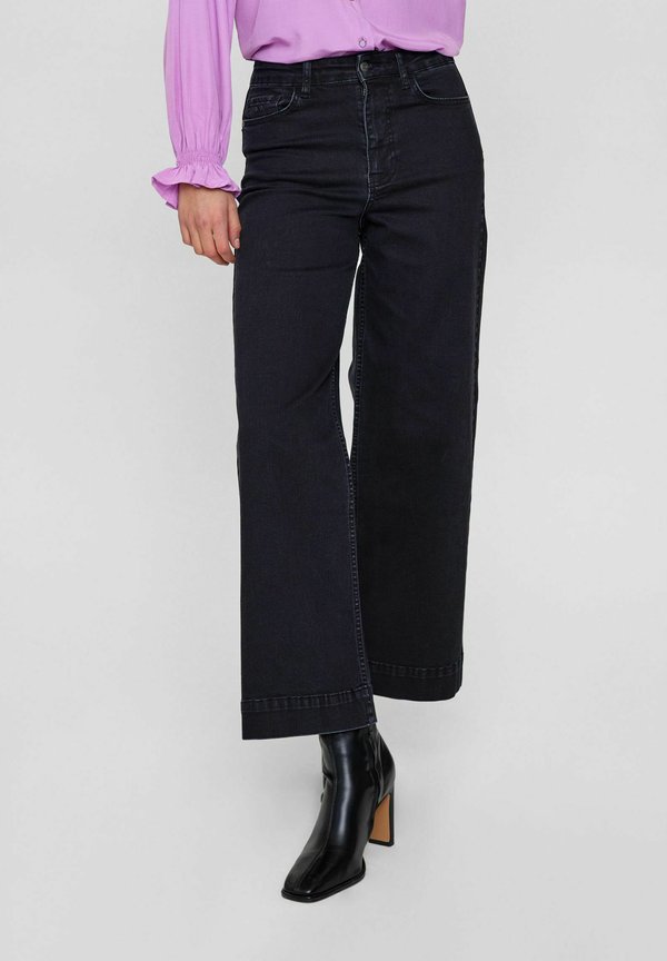 NUPARIS CROPPED - Flared Jeans