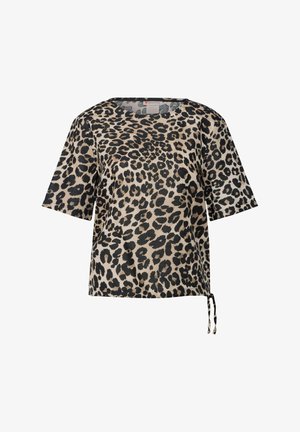 Top de manga corta con estampado de leopardo en beige y negro, que presenta un corte holgado y un detalle de lazo ajustable en el lateral. Textura de tela suave.