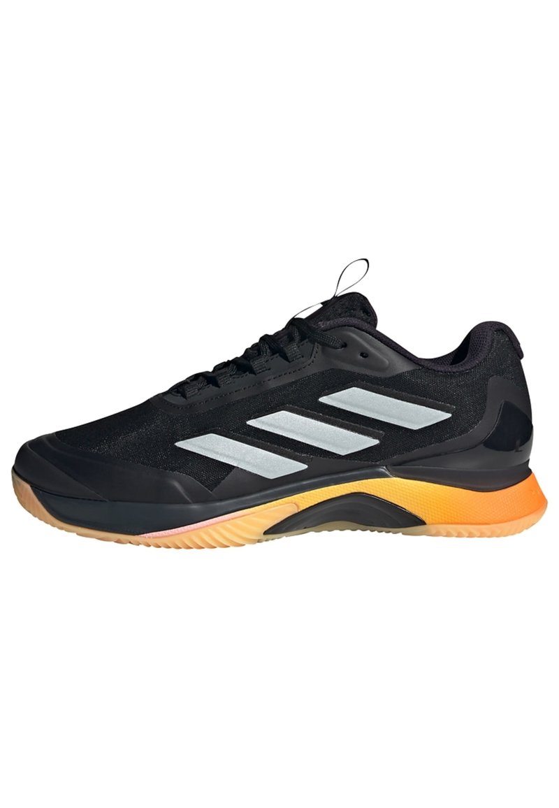 adidas Performance - AVACOURT 2  - Chaussures de tennis pour terre-battueerre battue - aurora black metalic spark, Agrandir