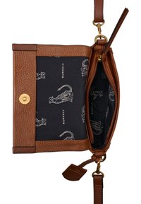 Burkely KEEN KEIRA - Umhängetasche - cognac