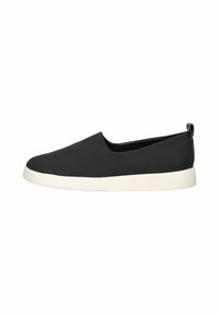 Schwarzer Slip-On-Schuh mit strukturiertem Obermaterial, weißer Sohle und einer Lasche an der Rückseite für einfaches Anziehen. Schlichte Gestaltung mit minimalen Hardware-Details.