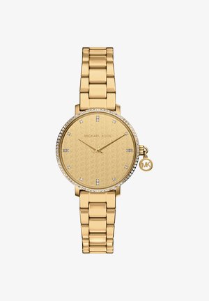 Goldfarbene Uhr mit rundem Zifferblatt, strukturiertem Ziffernblatt, Kristallakzenten und Gliederarmband. Verfügt über einen kleinen MK-Anhänger an der Seite.