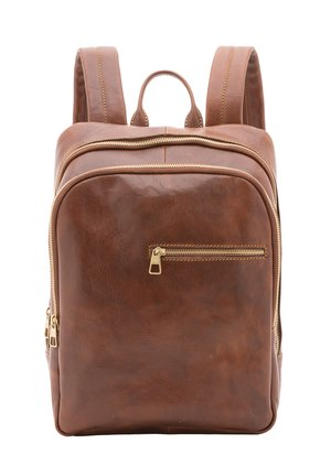 Zaino in pelle marrone con due scomparti principali con zip, una tasca frontale con zip, spallacci imbottiti e manico superiore.