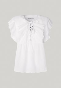 Hvid bluse med rynket halsudskæring, blonde detaljer, snøre-lukning og scalloped nederste kant. Lavet af letvægtsstof med en blød tekstur.