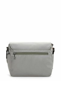 Borsa a tracolla in tessuto grigio con una tasca anteriore con zip, tracolla regolabile e texture liscia. Design rettangolare minimalista con accenti sottili.