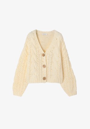Crème kleurige kabelgebreide cardigan met een V-hals, verlaagde schouders, drie houten knopen en geribbelde manchetten, met een gestructureerd, chunky brei ontwerp.