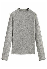 Pull gris à manches longues avec col rond, texture en maille chinée douce, ourlet droit, sans motifs ni ornements visibles.