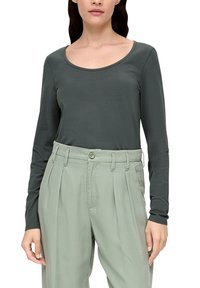 s.Oliver AUS STRETCH - Langarmshirt - olivgrün