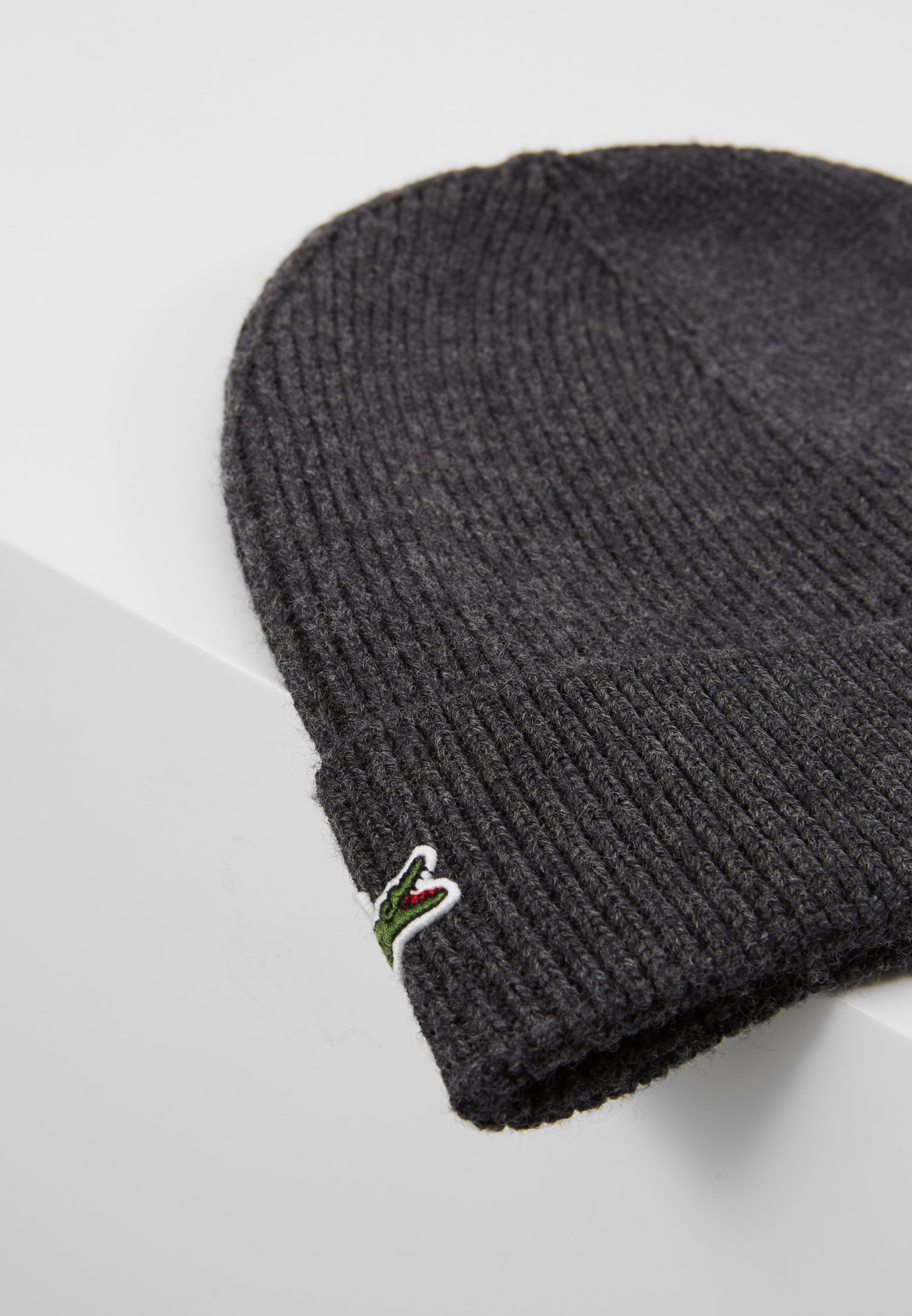 bonnet lacoste bordeau