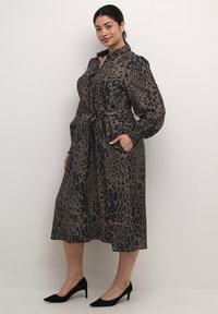 Kaffe Curve JOLA - Abito a camicia - major brown black leopard