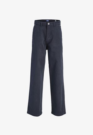 Tengerészkék, bőszárú nadrág, amely pamutból készült, gombos záródással és elülső zsebekkel rendelkezik. Simább textúra, látható minták nélkül.