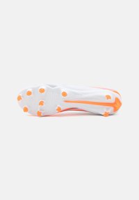 White football boot with a textured surface, orange accents, and molded studs on the outsole for traction. Features a sleek, aerodynamic design.